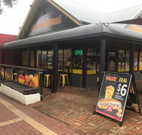 Chicken Treat - Kempsey Accommodation