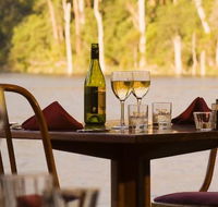 Lakeside Restaurant - Kempsey Accommodation