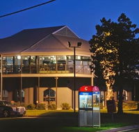 St Kilda Beach Hotel - Kempsey Accommodation