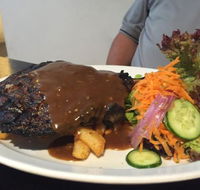 Plough and Harrow Pub and Restaurant - Kempsey Accommodation