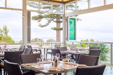 Sarins Bar & Restaurant - Kempsey Accommodation 0