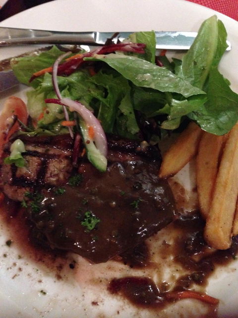 O'Malley's Irish Pub - Kempsey Accommodation 5