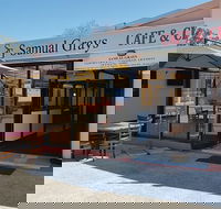 Samual Grays Cafe  Bar - Kempsey Accommodation