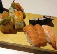 Tsuru Sushi Cafe - Kempsey Accommodation