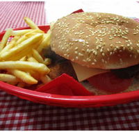 Mel's Diner  takeaway - Kempsey Accommodation