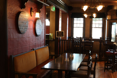 The Irish Village - Kempsey Accommodation 5