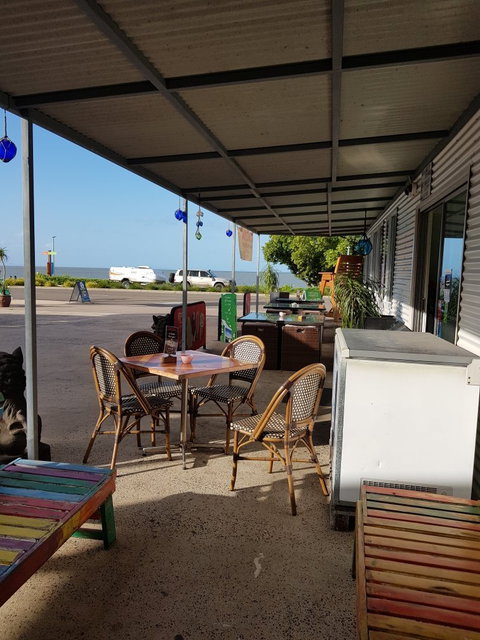 Seaview Deli Cafe - Kempsey Accommodation 6