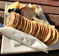 Sand Bar and Bistro - Kempsey Accommodation