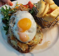 The Home Hotel Bistro - Kempsey Accommodation