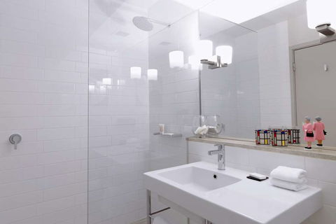 QT Canberra - Kempsey Accommodation 5