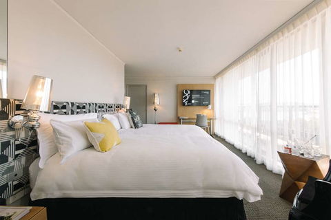 QT Canberra - Kempsey Accommodation 6