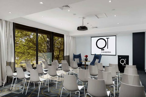 QT Canberra - Kempsey Accommodation 7