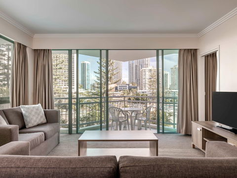 Mantra Crown Towers Surfers Paradise - Kempsey Accommodation 9