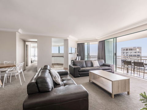 Mantra Crown Towers Surfers Paradise - Kempsey Accommodation 11