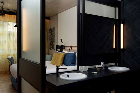 QT Melbourne - Kempsey Accommodation 5