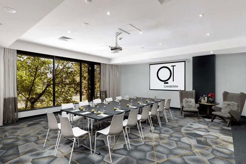QT Canberra - Kempsey Accommodation 8