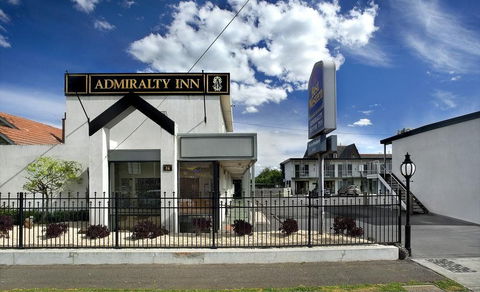 Admiralty Inn - Kempsey Accommodation 0