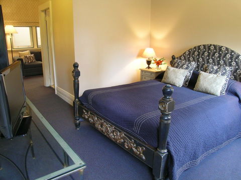 The Russell Hotel - Kempsey Accommodation 1