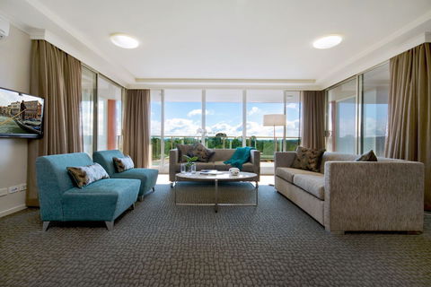 Pacific Suites Canberra - Kempsey Accommodation 1