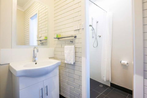 Nightcap At Playford Tavern - Kempsey Accommodation 1