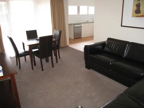 Forrest Hotel & Apartments - Kempsey Accommodation 3