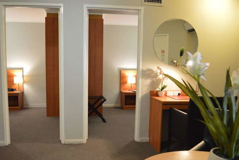 Ramada Hotel & Suites Sydney Cabramatta - Kempsey Accommodation 3