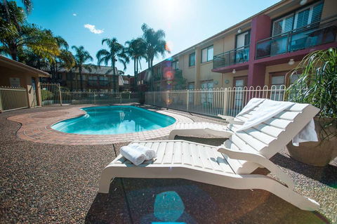 Ramada Hotel & Suites Sydney Cabramatta - Kempsey Accommodation 9