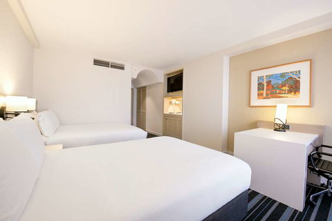 DoubleTree by Hilton Esplanade Darwin - Kempsey Accommodation 4