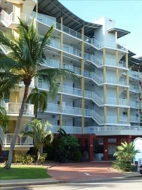 Cullen Bay Resorts - Kempsey Accommodation 11