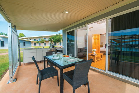 Club Tropical Resort Darwin - Kempsey Accommodation 1