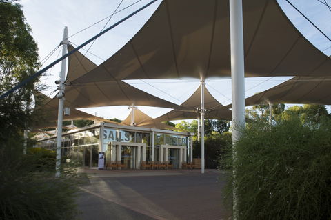 Sails In The Desert Hotel - Kempsey Accommodation 1