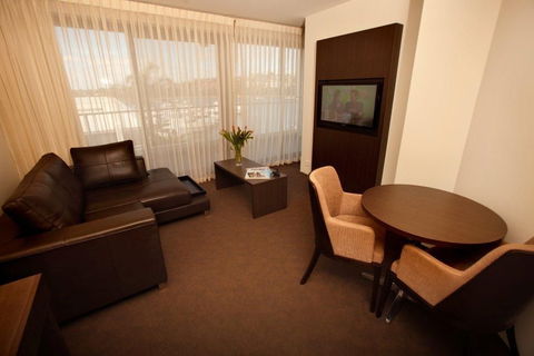 Pier 21 Apartment Hotel - Kempsey Accommodation 2