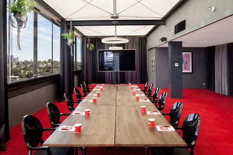 The Cullen Melbourne - Art Series - Kempsey Accommodation 2