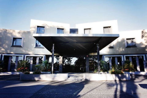 Golden Pebble Hotel - Kempsey Accommodation 0