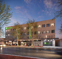 Holiday Inn Dandenong - Kempsey Accommodation