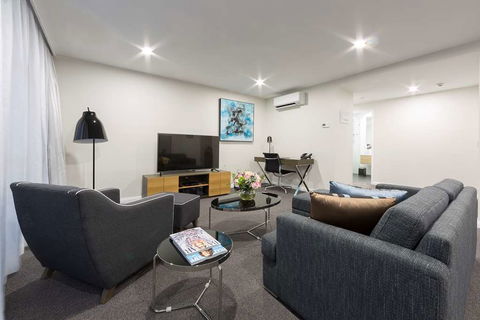 Avenue Hotel Canberra - Kempsey Accommodation 9