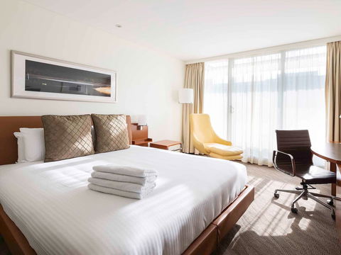 Novotel Canberra - Kempsey Accommodation 3