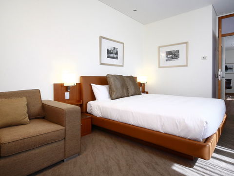 Novotel Canberra - Kempsey Accommodation 5