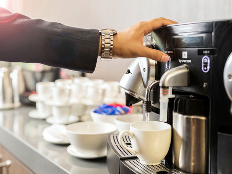 Novotel Canberra - Kempsey Accommodation 8