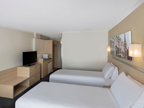 Mercure Newcastle - Kempsey Accommodation 5
