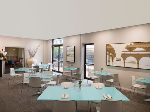 Mercure Newcastle - Kempsey Accommodation 11