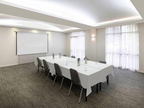 Mercure Newcastle - Kempsey Accommodation 17
