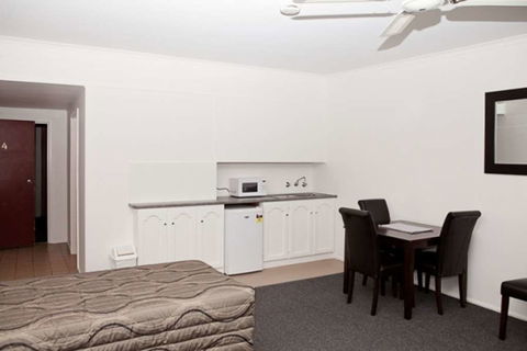 Comfort Inn & Suites Riverland - Kempsey Accommodation 6