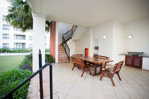 Mantra Coolangatta Beach - Kempsey Accommodation 13