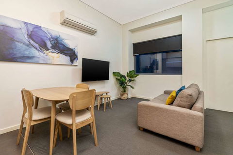 Terminus Apartment Hotel, Ascend Coll - Kempsey Accommodation 2