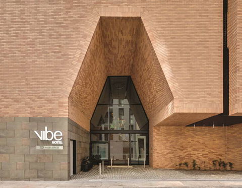 Vibe Hotel Sydney Darling Harbour - Kempsey Accommodation 1