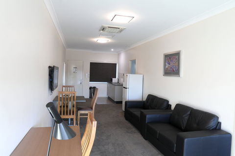 Black Rock Inn - Kempsey Accommodation 3