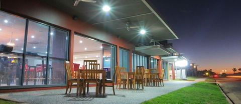 Black Rock Inn - Kempsey Accommodation 4