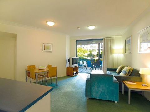 Oaks Calypso Plaza Resort - Kempsey Accommodation 5