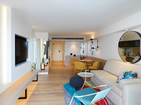 QT Bondi - Kempsey Accommodation 7